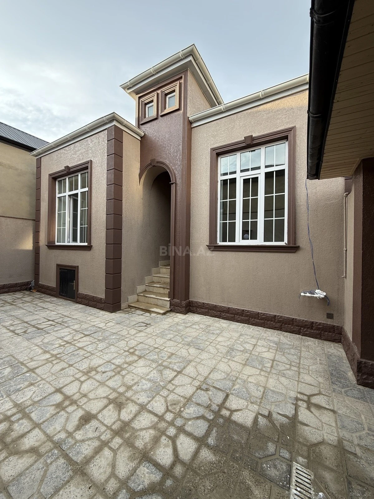 Satılır 3 otaqlı həyət evi 100 m²