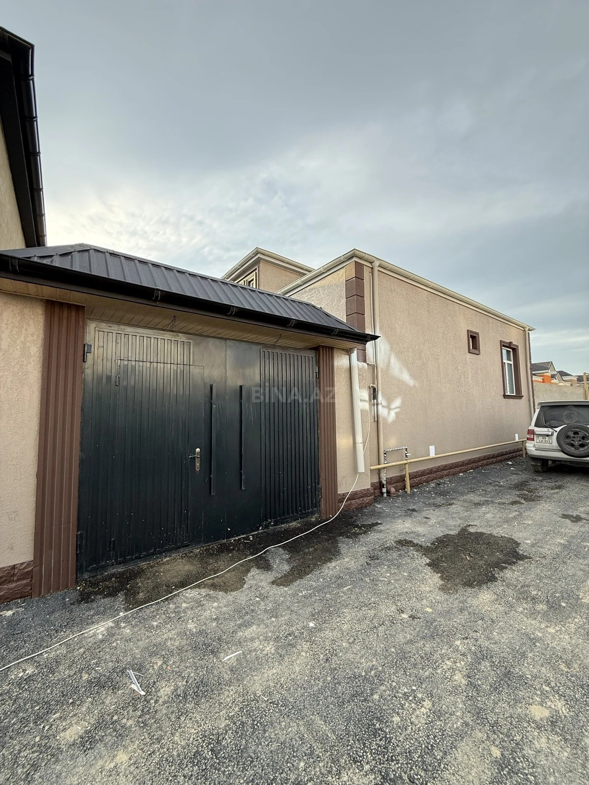 Satılır 3 otaqlı həyət evi 100 m²