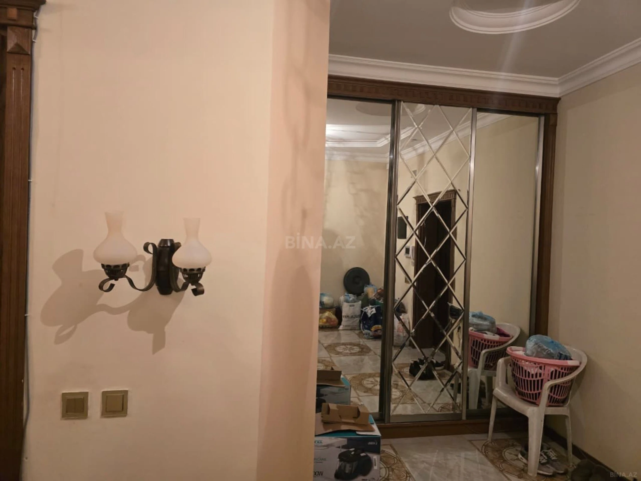 Kirayə verilir 3 otaqlı mənzil 140 m²