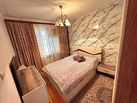 Satılır 3 otaqlı mənzil 90 m²