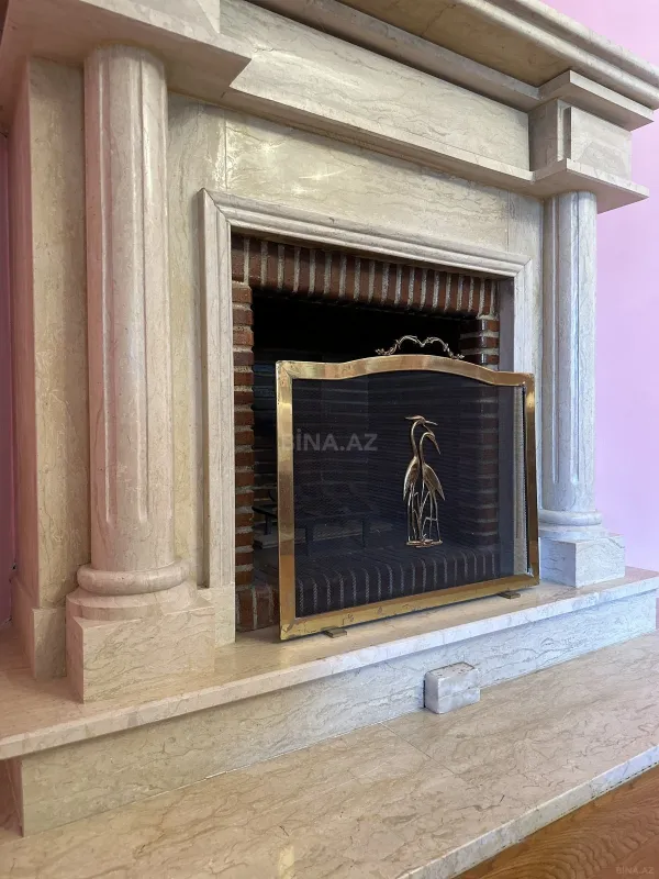 Satılır 5 otaqlı həyət evi 525 m²