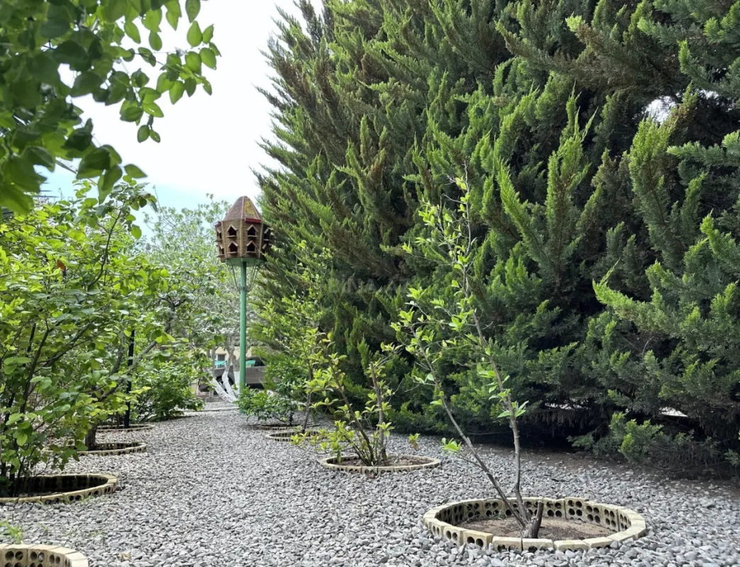 Satılır 5 otaqlı həyət evi 525 m²