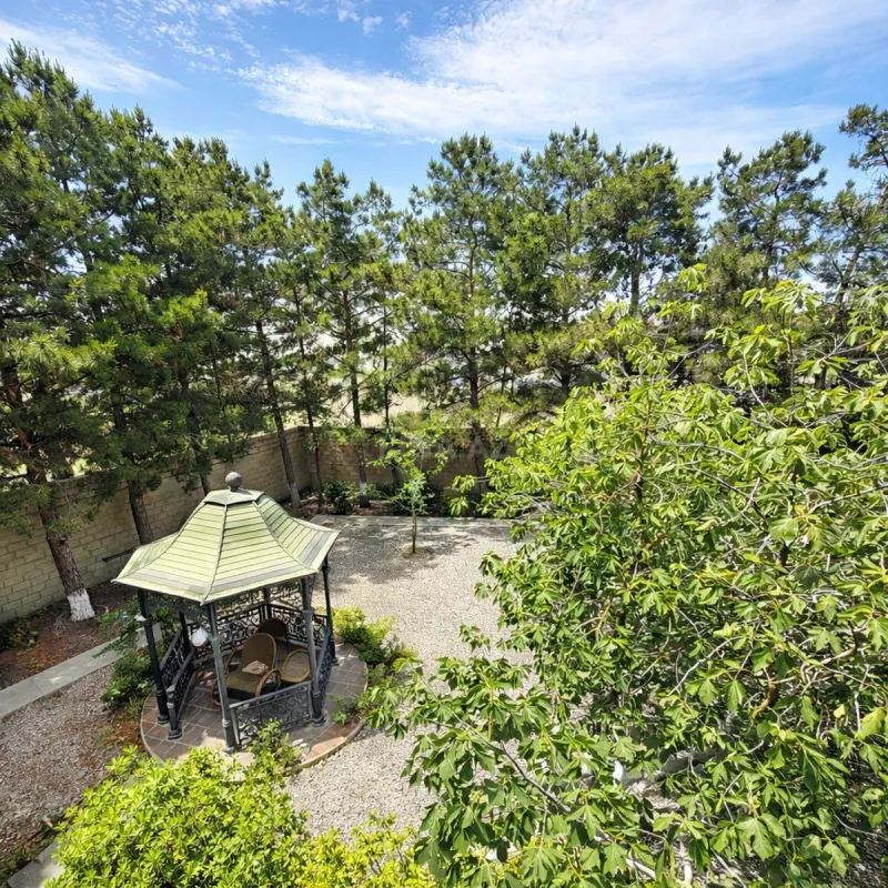 Satılır 5 otaqlı həyət evi 525 m²