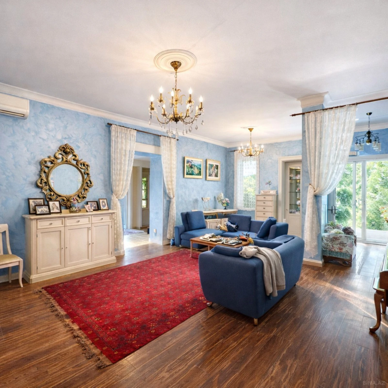 Satılır 5 otaqlı həyət evi 525 m²