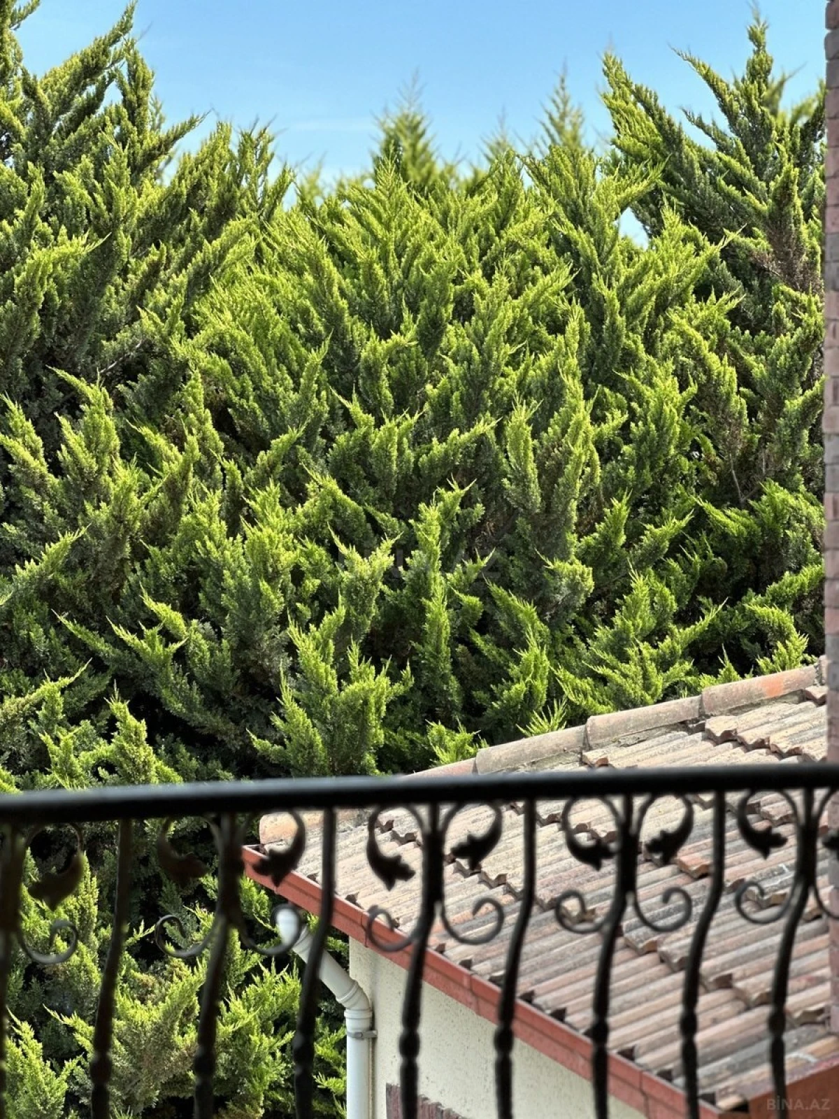 Satılır 5 otaqlı həyət evi 525 m²