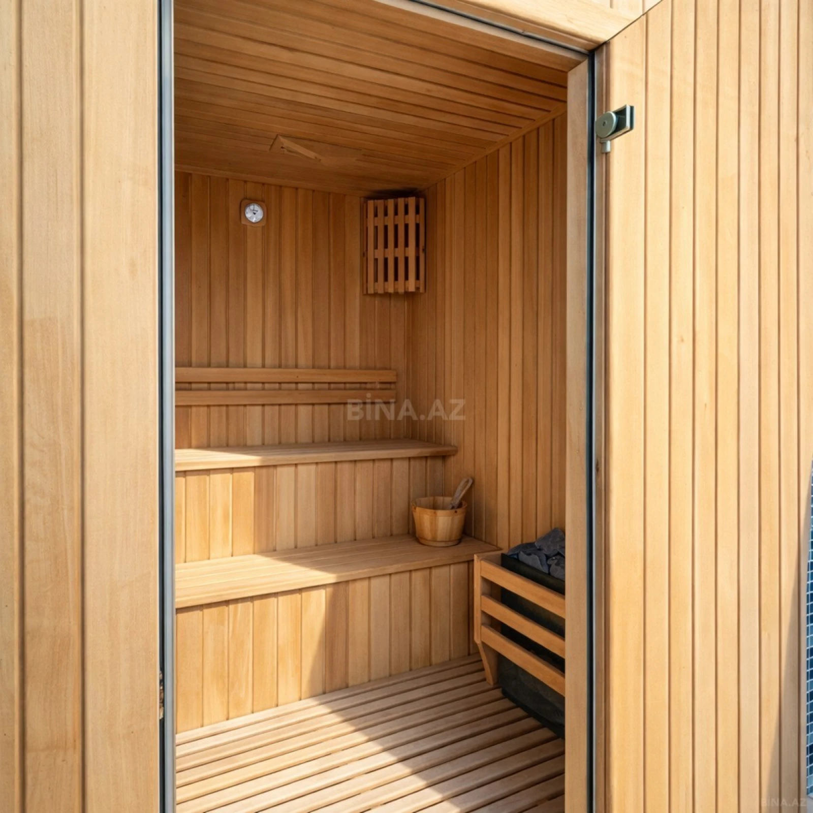 Satılır 5 otaqlı həyət evi 525 m²