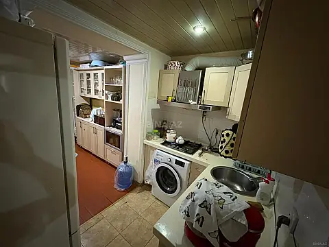 Satılır 5 otaqlı mənzil 100 m²