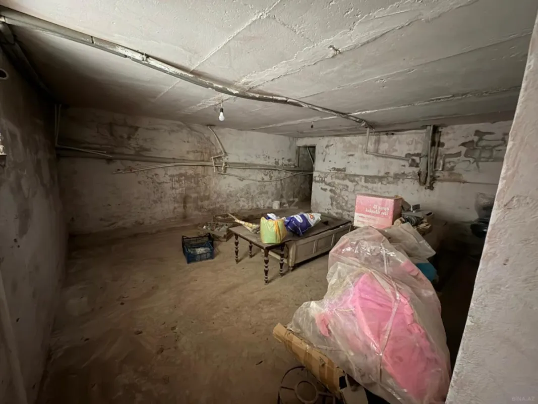 Satılır 5 otaqlı mənzil 100 m²