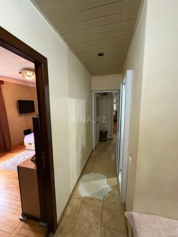 Satılır 5 otaqlı mənzil 100 m²