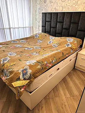 Kirayə verilir 2 otaqlı mənzil 75 m²