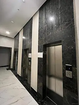 Satılır 3 otaqlı mənzil 125 m²