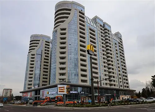 Satılır 3 otaqlı mənzil 125 m²