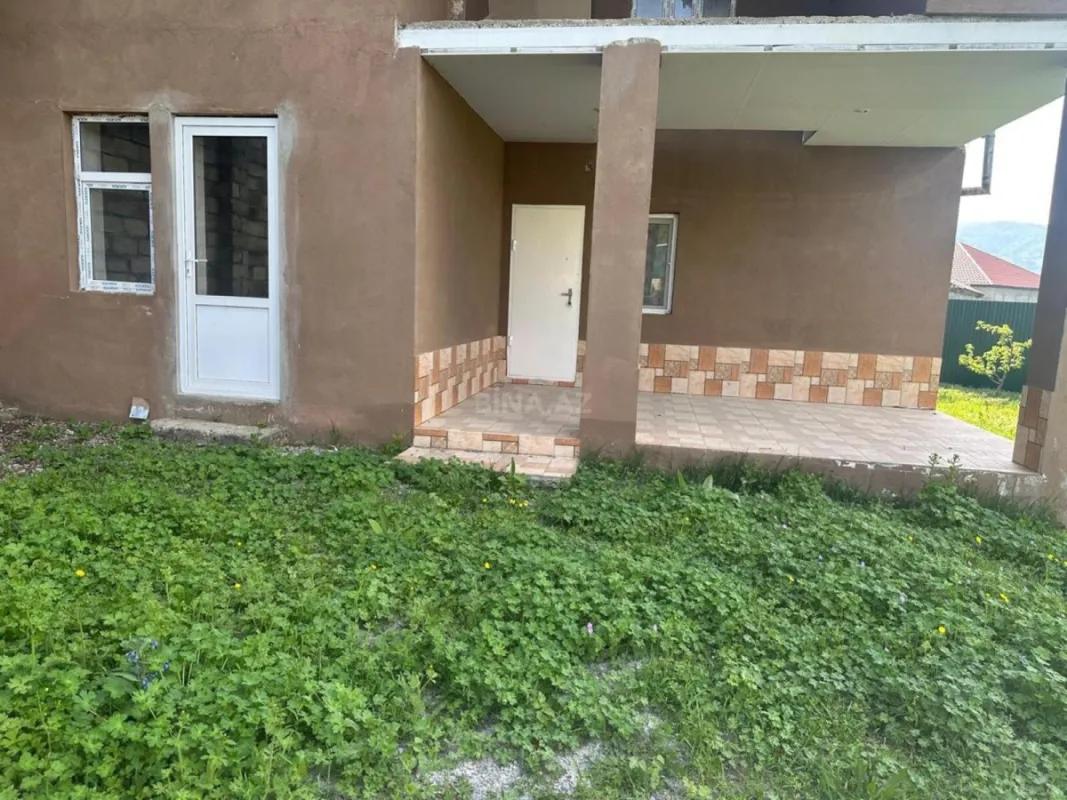 Satılır 4 otaqlı həyət evi 80 m²
