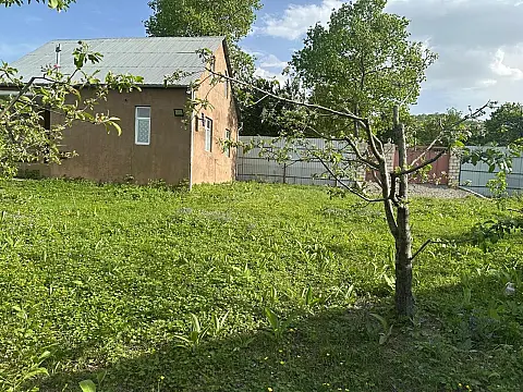 Satılır 4 otaqlı həyət evi 80 m²