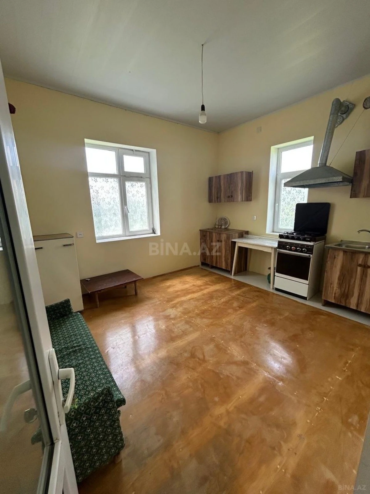 Satılır 4 otaqlı həyət evi 80 m²