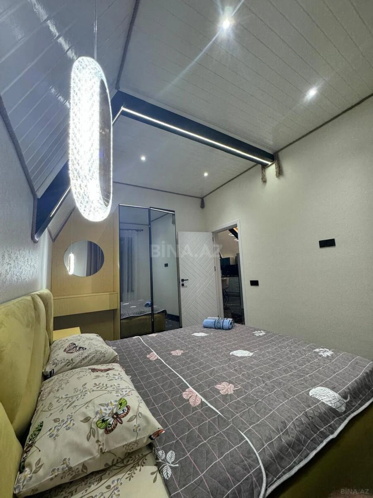 Kirayə verilir 4 otaqlı həyət evi 180 m²