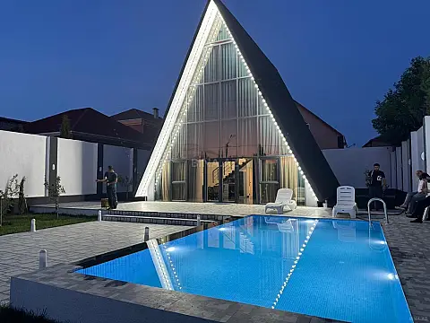 Kirayə verilir 4 otaqlı həyət evi 180 m² — Bakı, Şüvəlan 4 otaq 180.00 m²