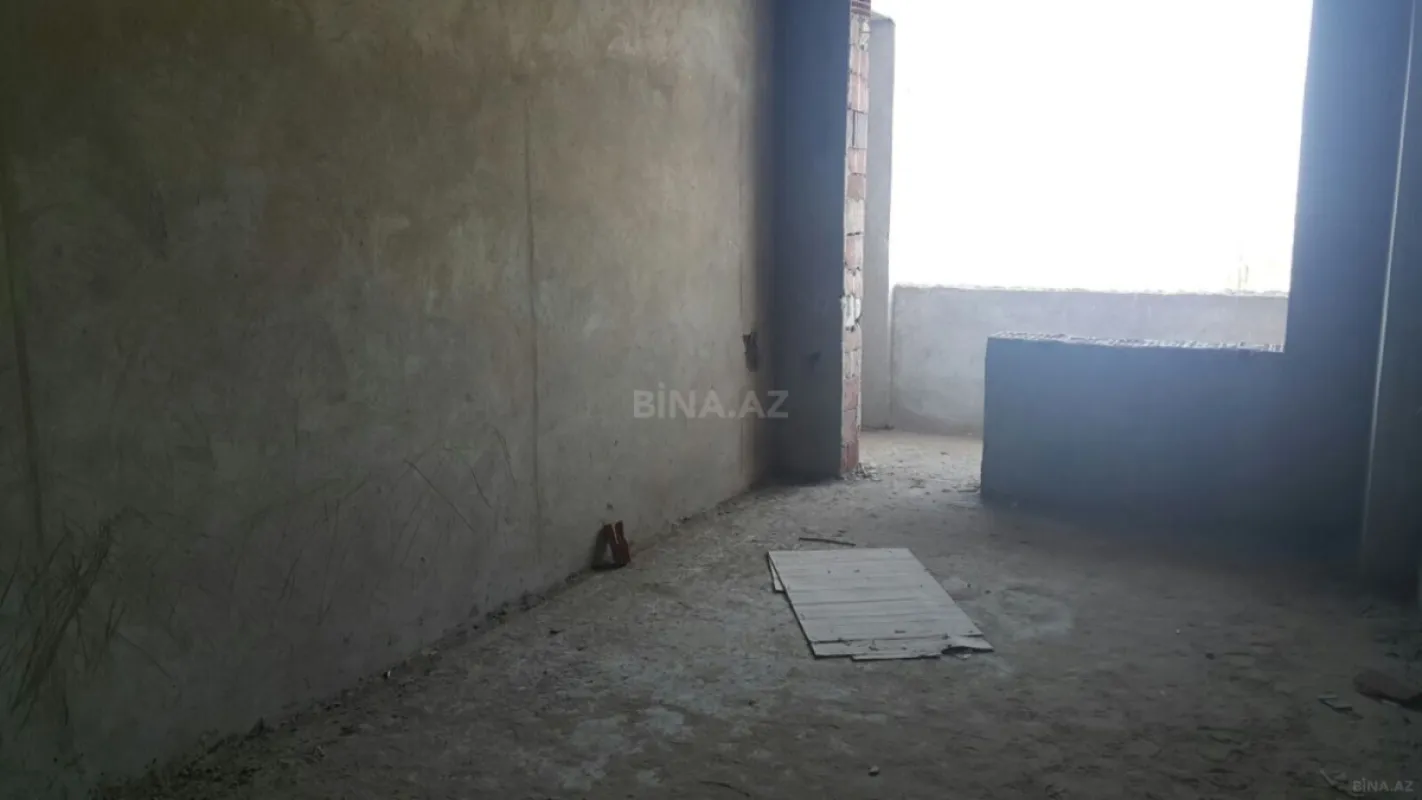 Satılır 3 otaqlı mənzil 146 m²