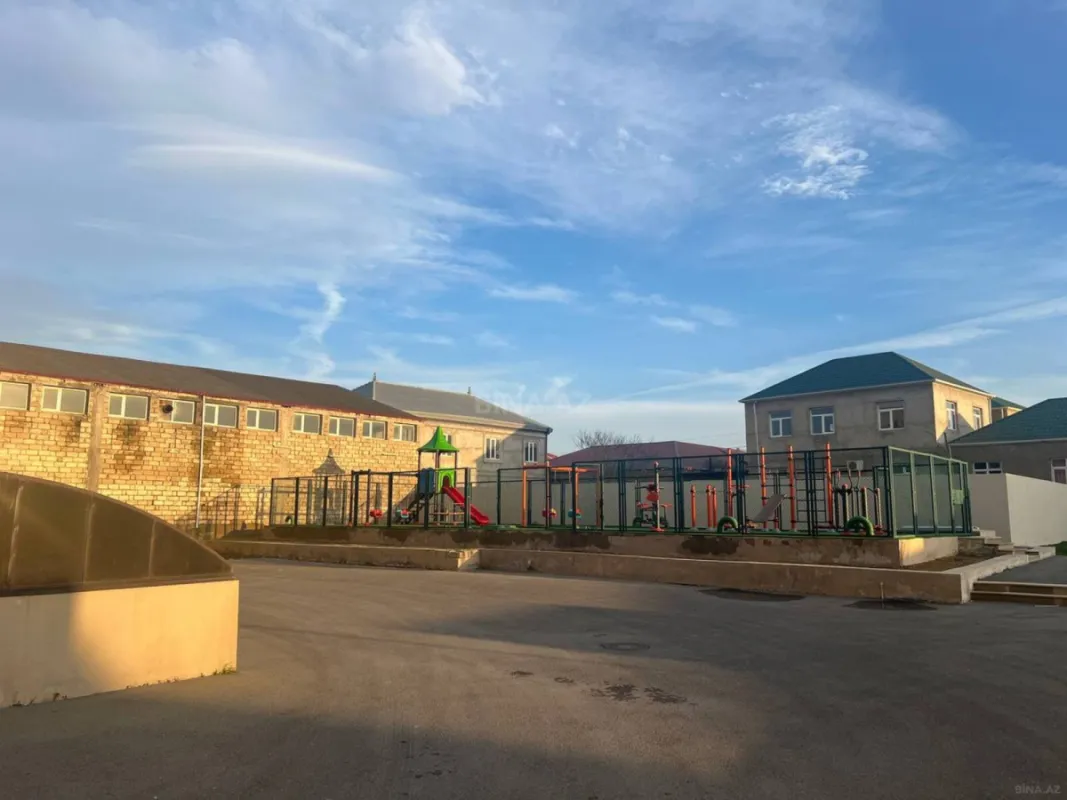 Satılır 2 otaqlı mənzil 51 m²