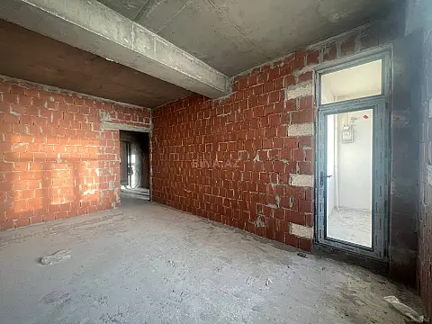 Satılır 2 otaqlı mənzil 51 m²