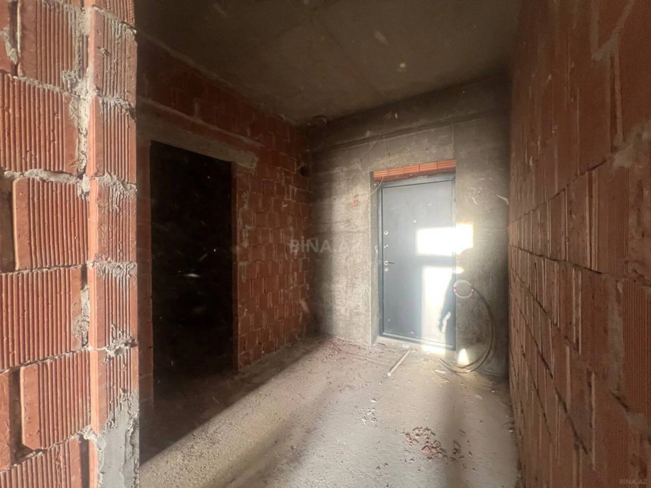 Satılır 2 otaqlı mənzil 51 m²