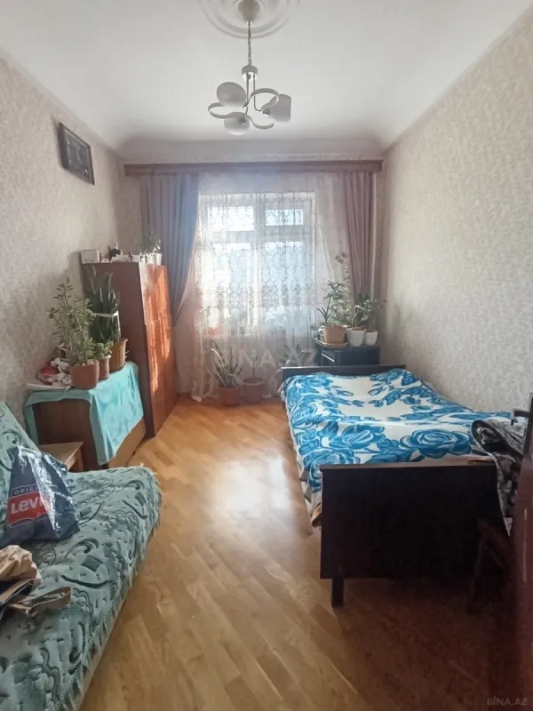 Satılır 4 otaqlı mənzil 73 m²