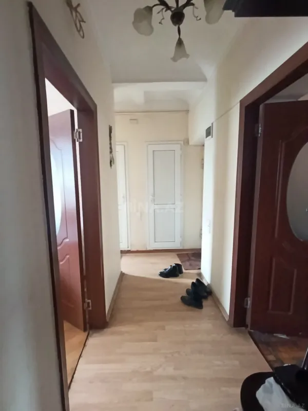 Satılır 4 otaqlı mənzil 73 m²