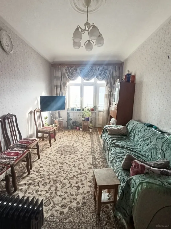 Satılır 4 otaqlı mənzil 73 m²