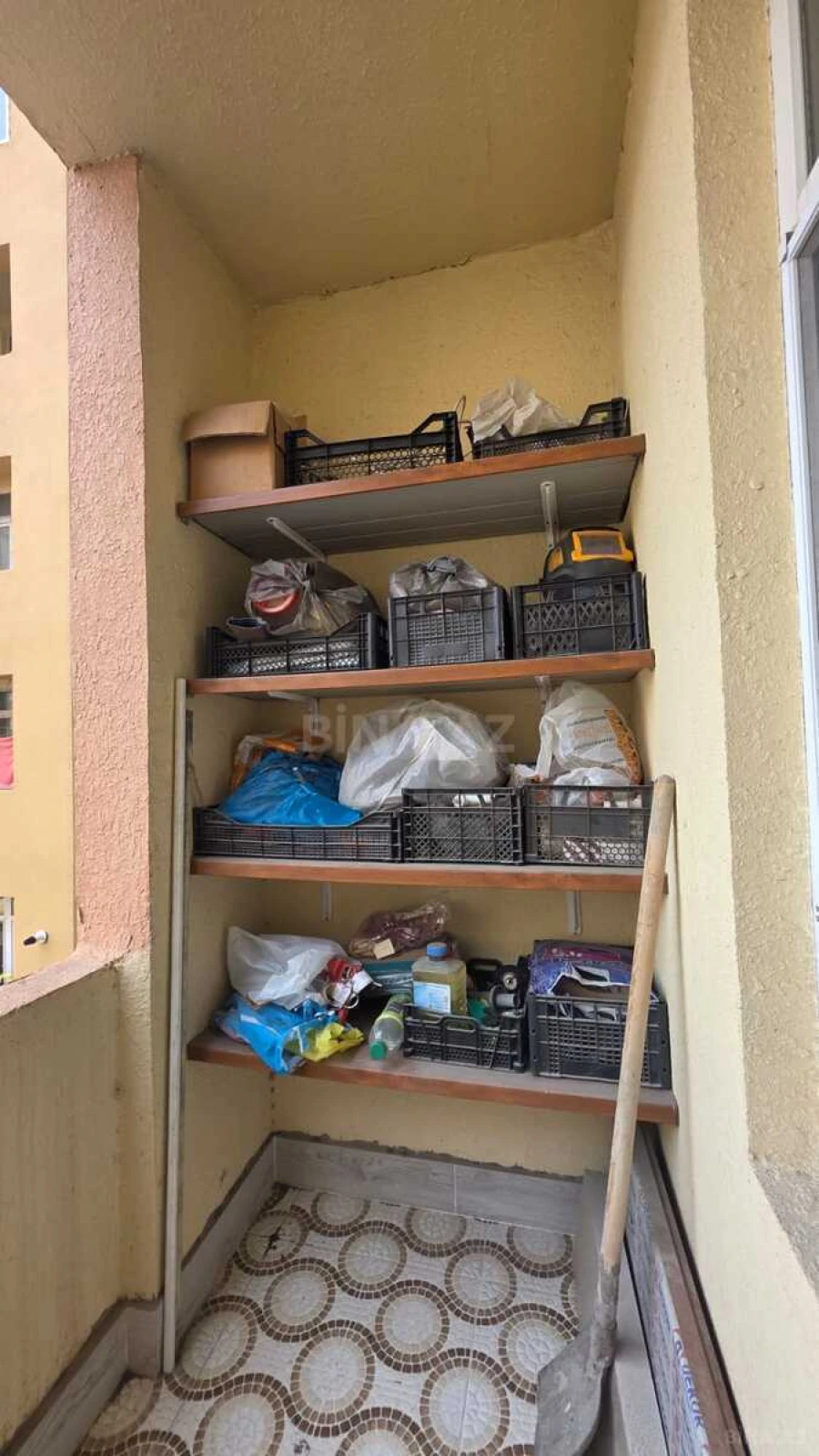 Satılır 3 otaqlı mənzil 130 m²