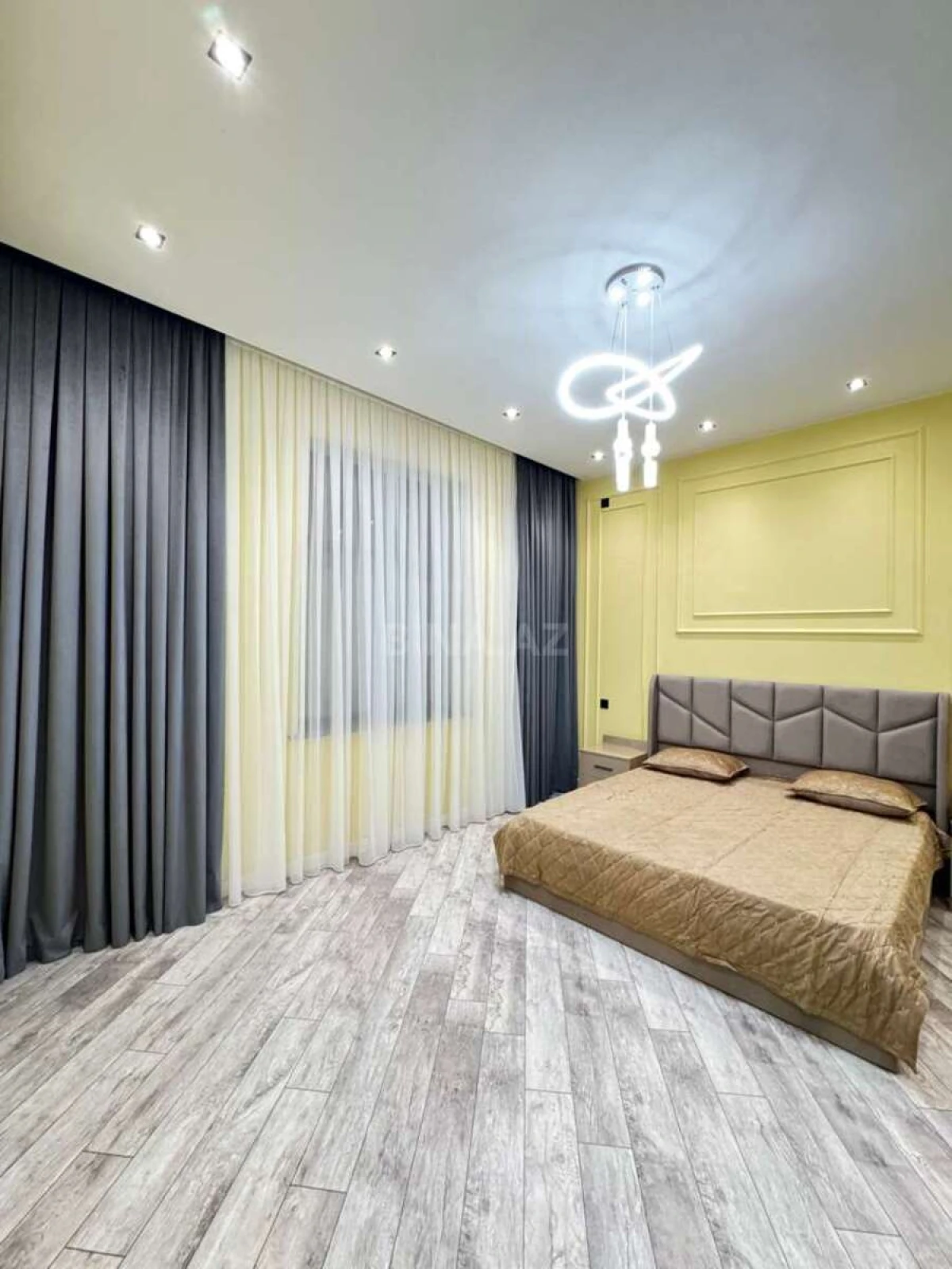 Satılır 4 otaqlı həyət evi 170 m²