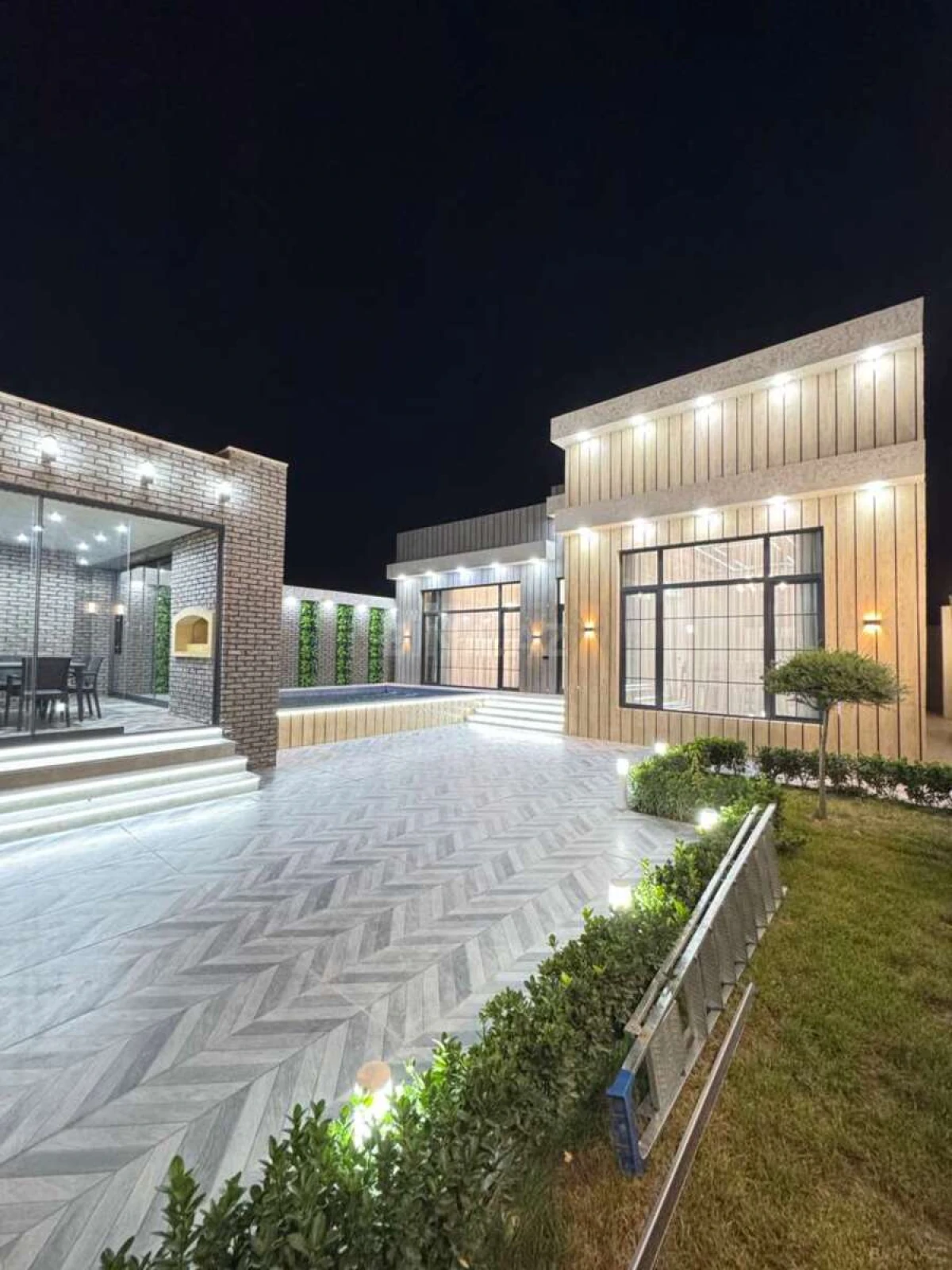 Satılır 4 otaqlı həyət evi 170 m²