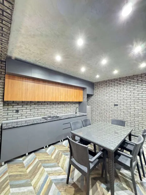 Satılır 4 otaqlı həyət evi 170 m²