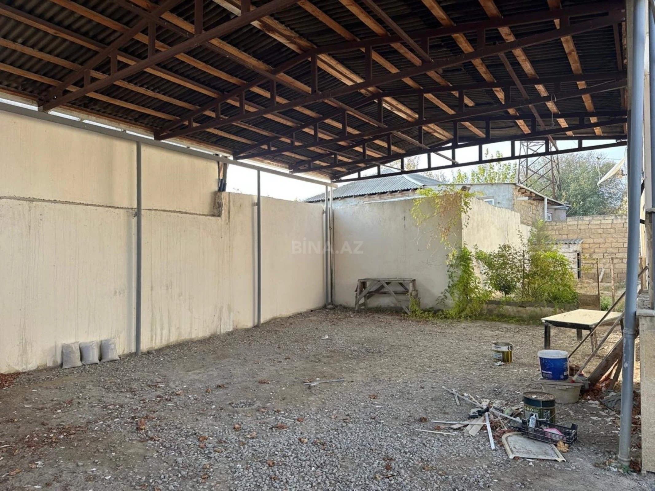 Satılır 4 otaqlı həyət evi 165 m²