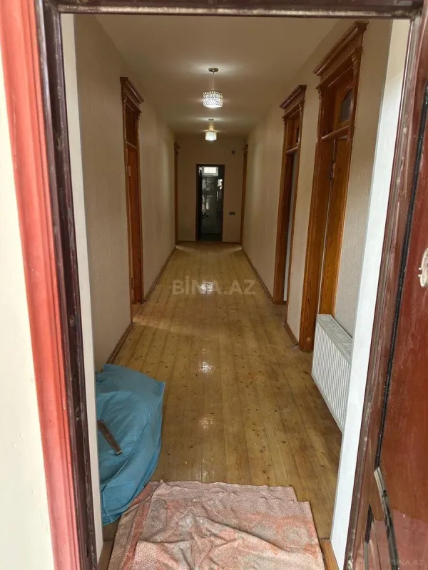 Satılır 4 otaqlı həyət evi 165 m²