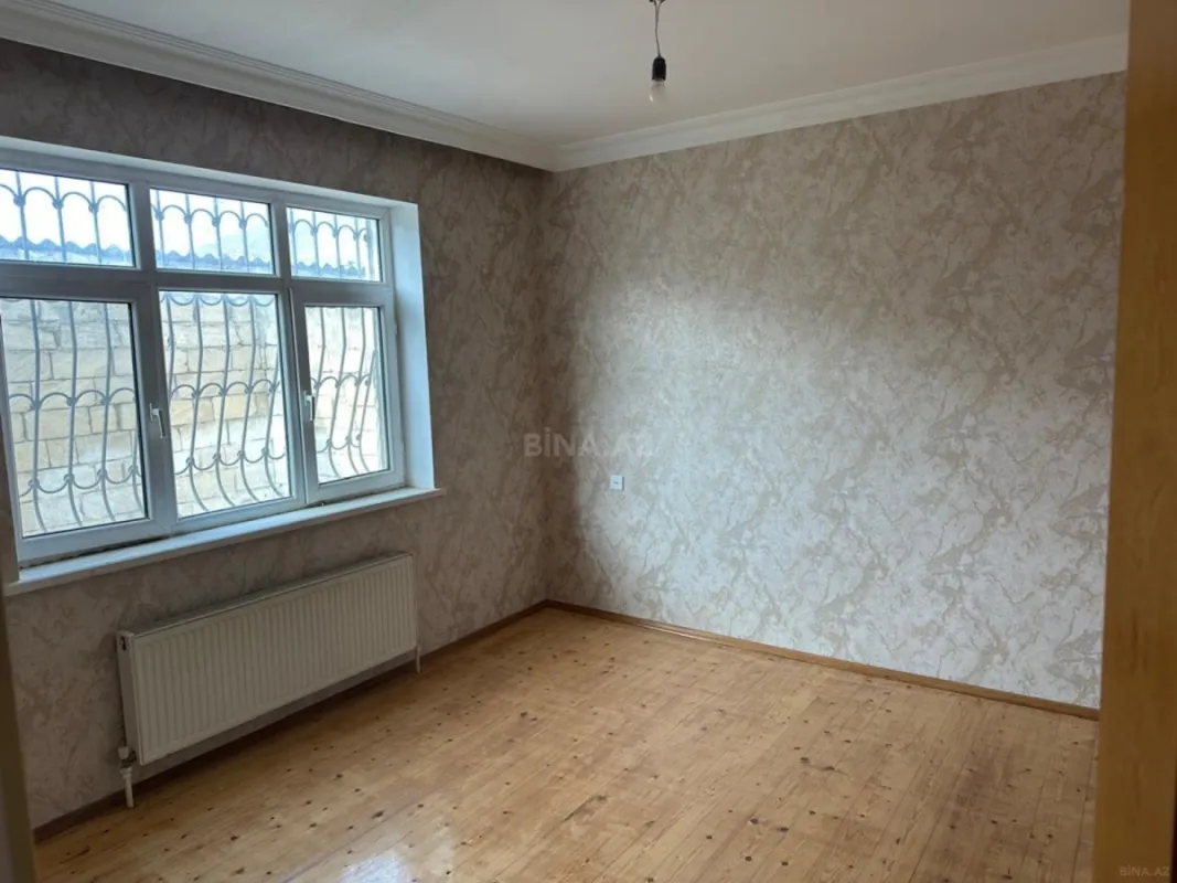 Satılır 4 otaqlı həyət evi 165 m²