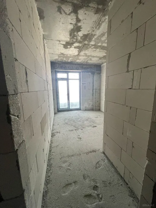 Satılır 2 otaqlı mənzil 100 m²