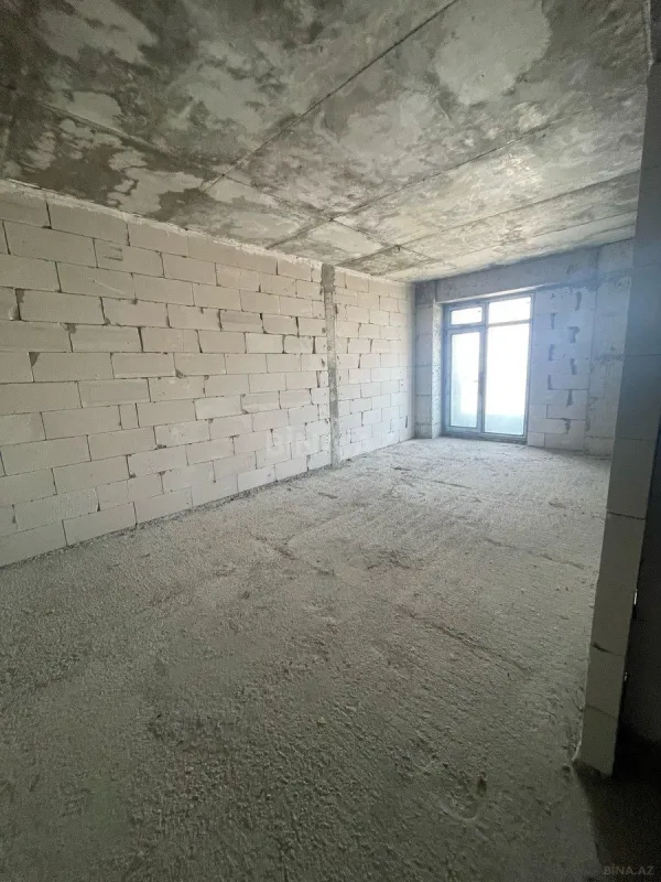 Satılır 2 otaqlı mənzil 100 m²