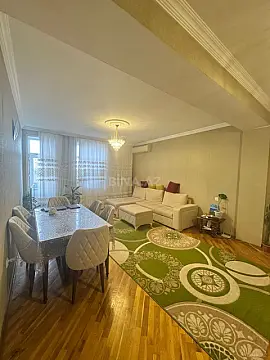 Satılır 2 otaqlı mənzil 112 m²