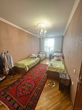 Satılır 2 otaqlı mənzil 112 m²