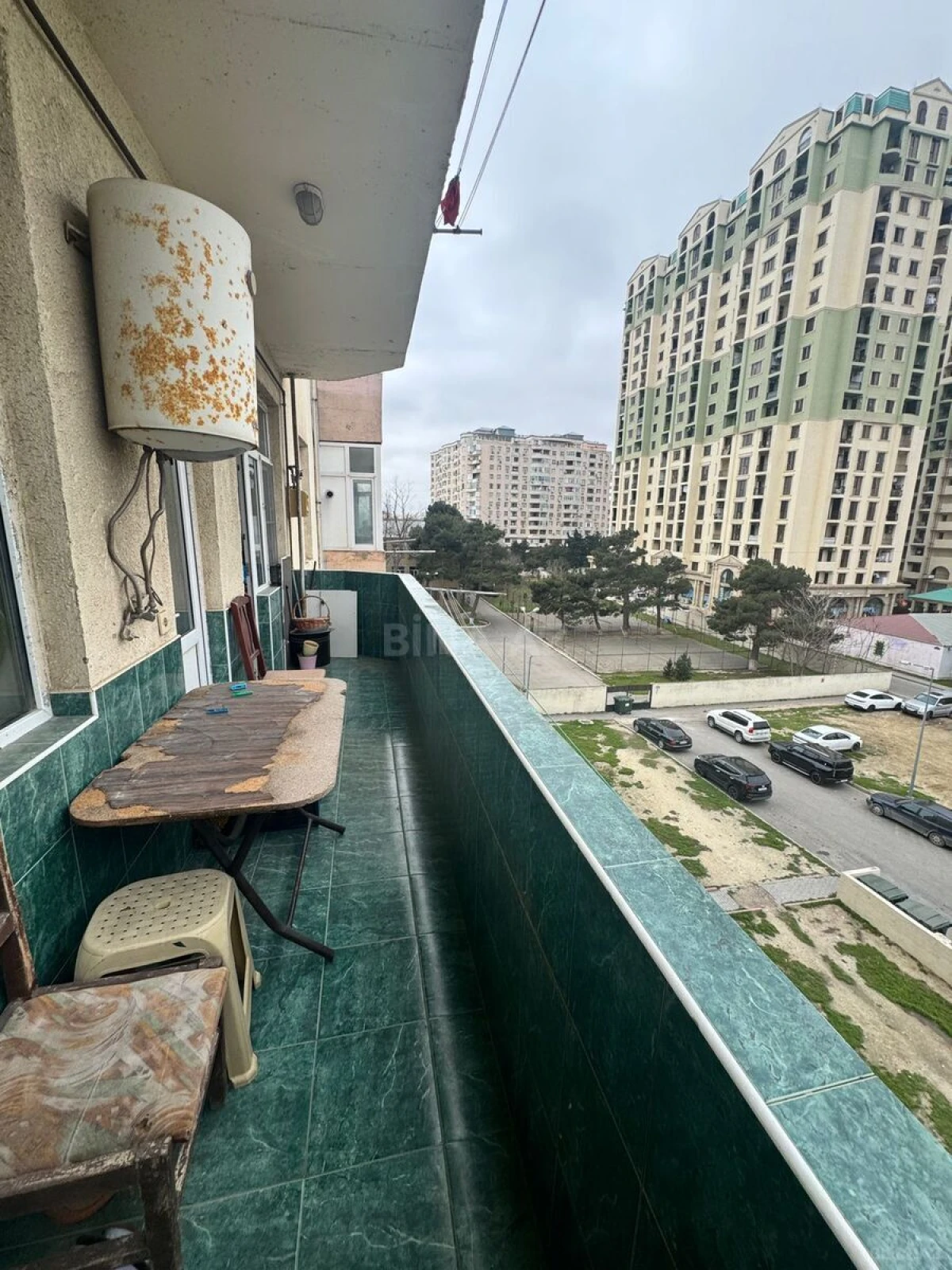 Satılır 2 otaqlı mənzil 112 m²