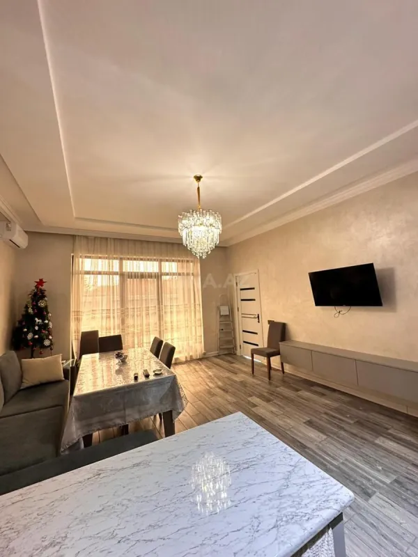 Satılır 4 otaqlı həyət evi 130 m²