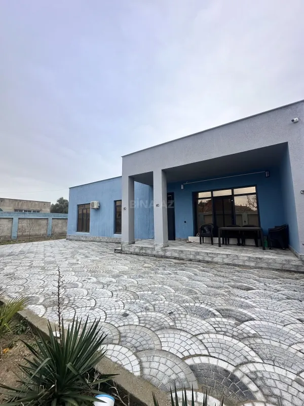 Satılır 4 otaqlı həyət evi 130 m²