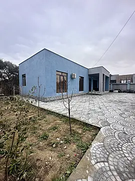 Satılır 4 otaqlı həyət evi 130 m²