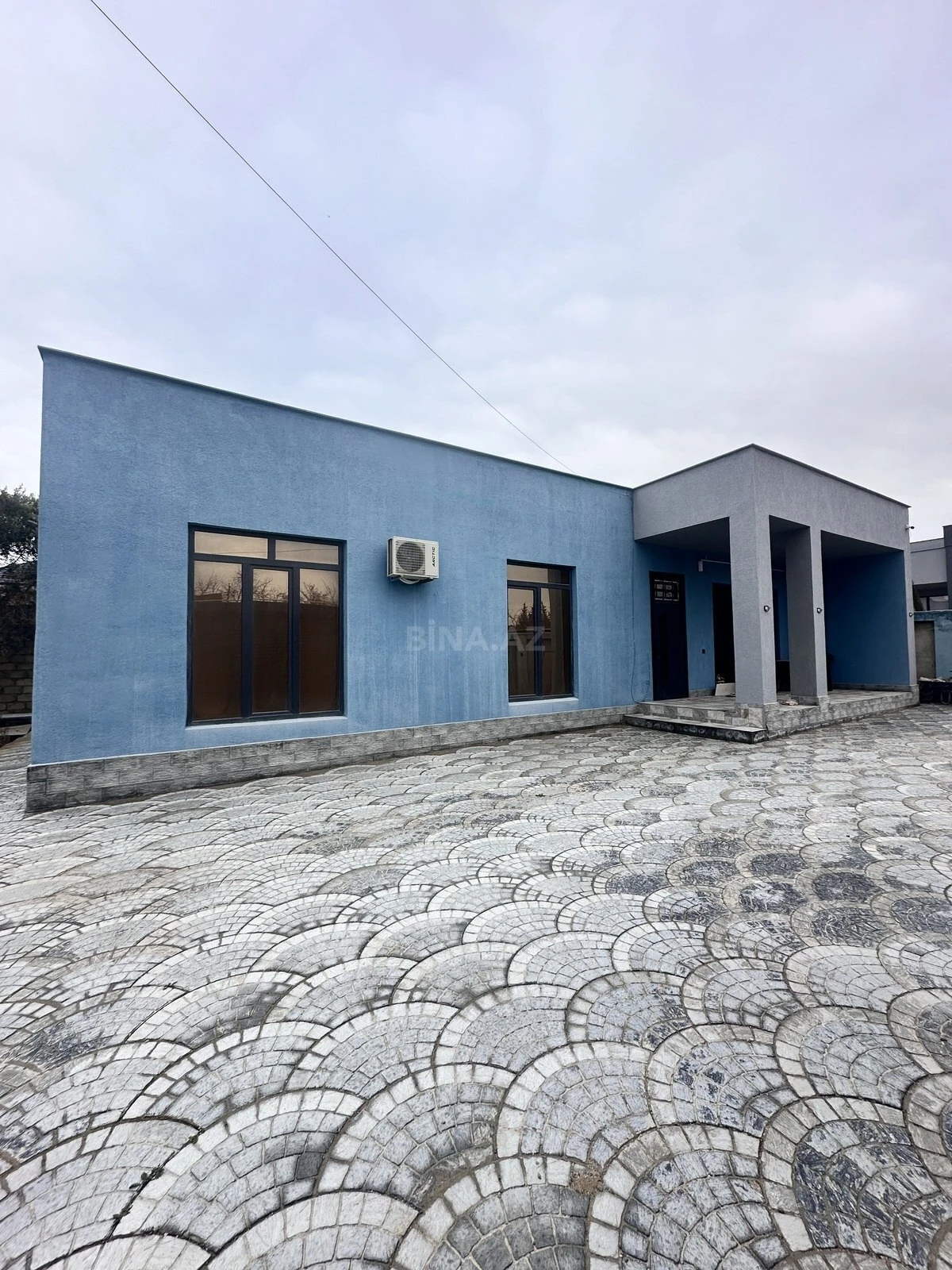 Satılır 4 otaqlı həyət evi 130 m²