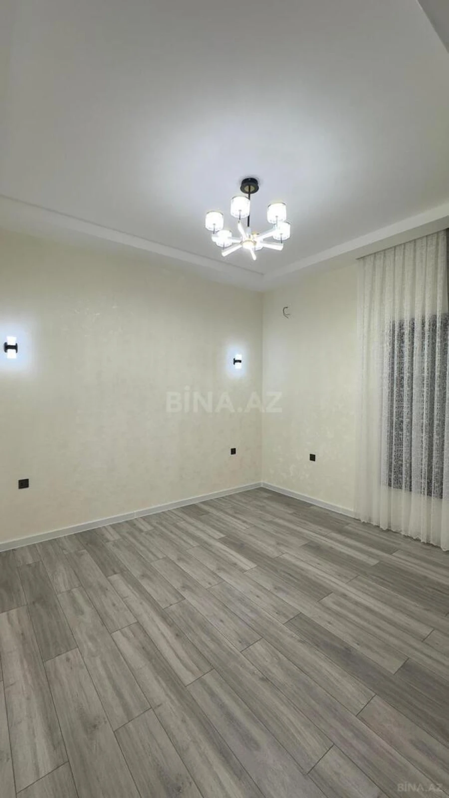 Satılır 4 otaqlı həyət evi 160 m²