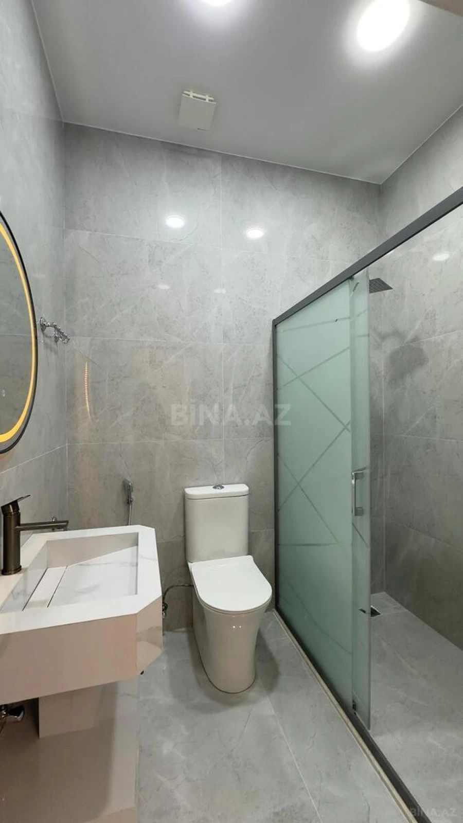 Satılır 4 otaqlı həyət evi 160 m²