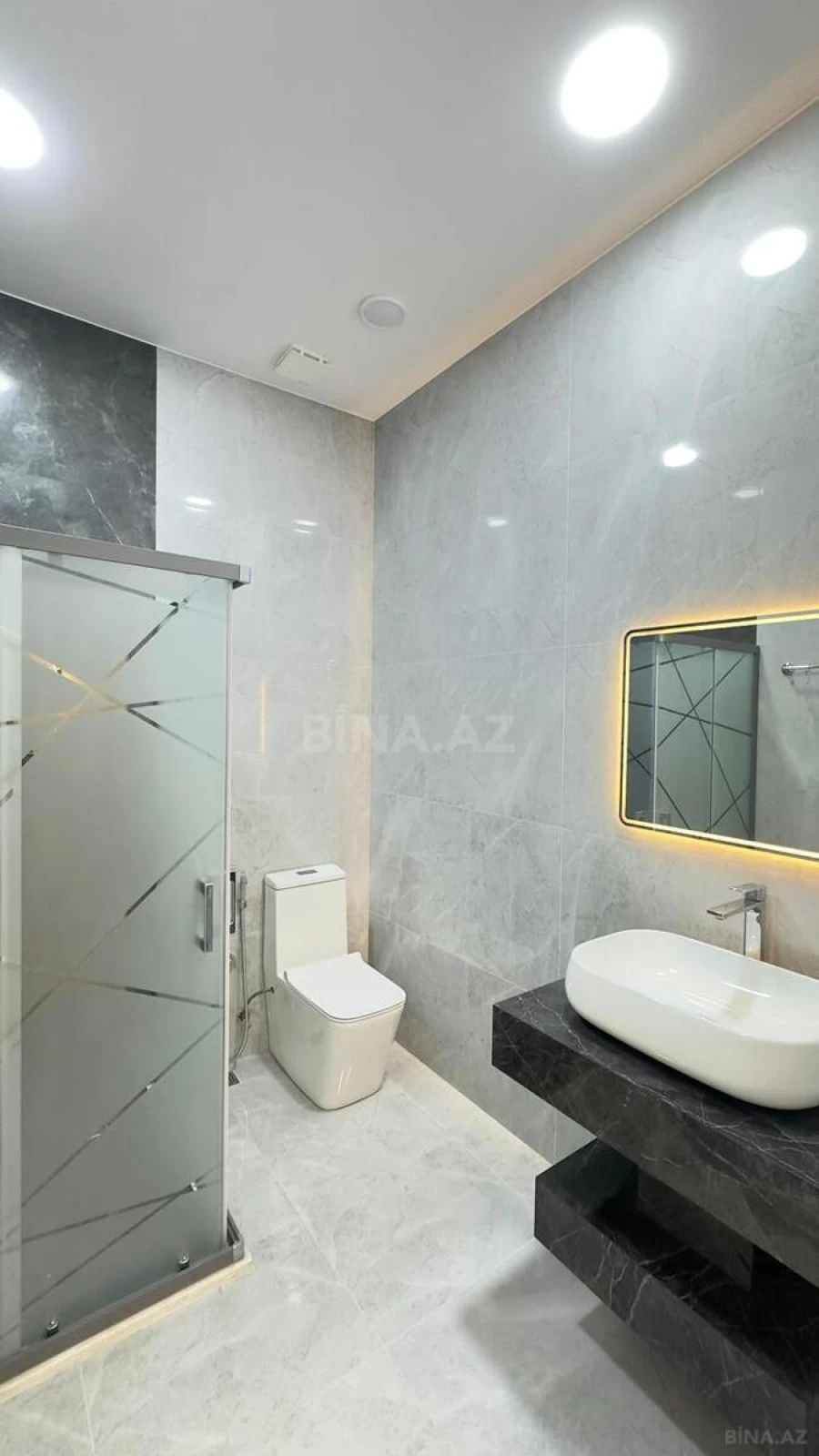 Satılır 4 otaqlı həyət evi 160 m²