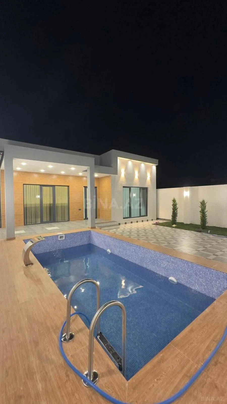 Satılır 4 otaqlı həyət evi 160 m²