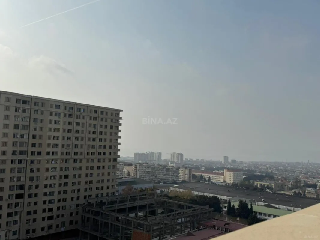 Satılır 3 otaqlı mənzil 147 m²