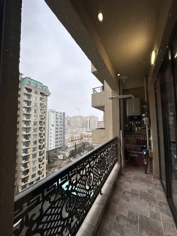 Kirayə verilir 2 otaqlı mənzil 87 m²